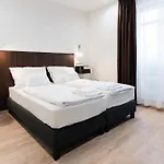 Littke Pezsgohaz 4*