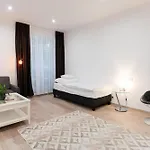 Littke Pezsgohaz 4*