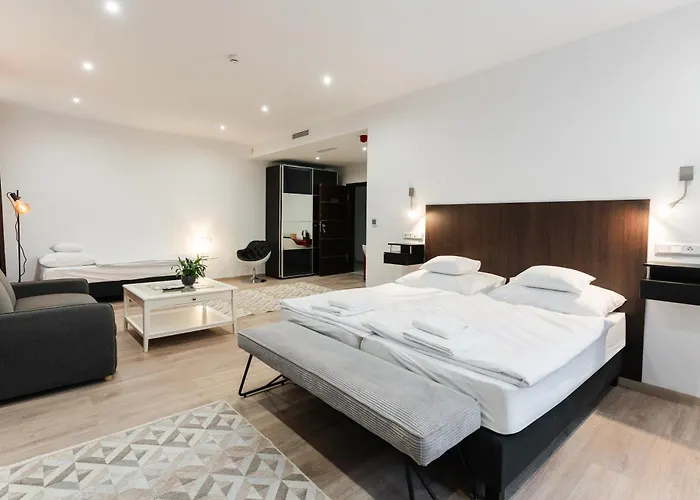 Littke Pezsgohaz Hotel apartamentowy 4*