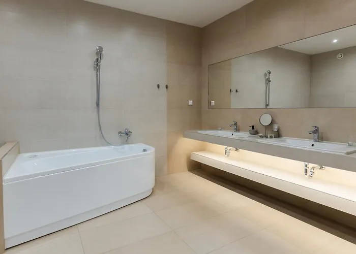 Littke Pezsgohaz Aparthotel Pécs